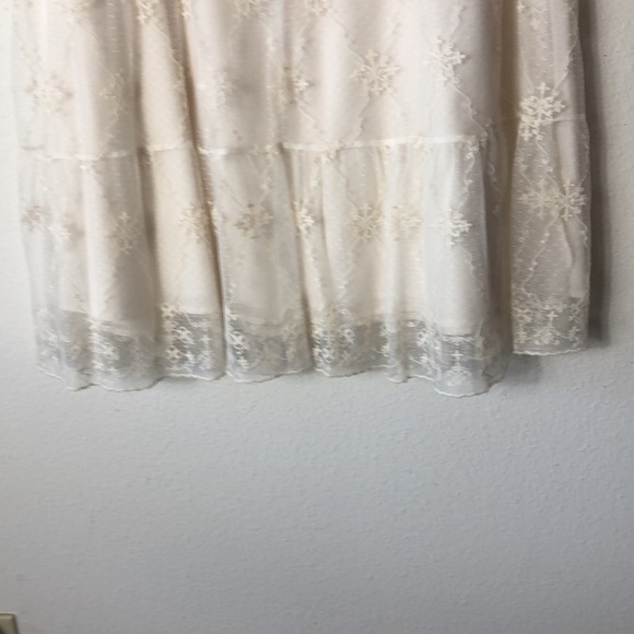 Chicos lace skirt completely lined. Chicos 2 or L. - Picture 4 of 8